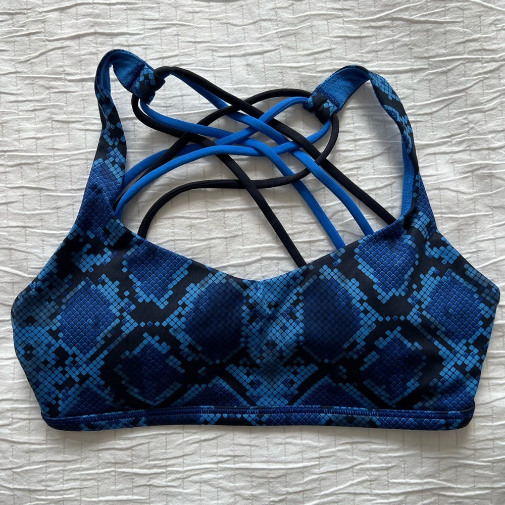 Luluemon free to be bra